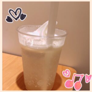 粒入りレモンソフトソーダ in nana’s green tea