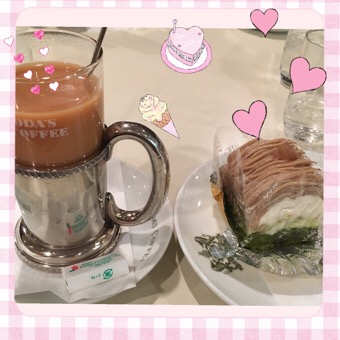 ミルクティー in イノダコーヒー with 抹茶のモンブラン