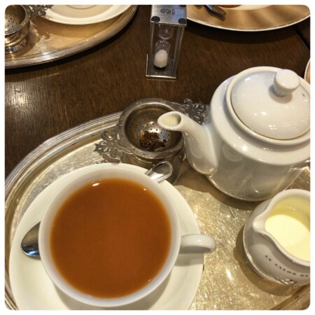 ニナスティーカフェの紅茶