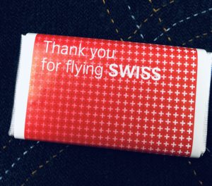 スイス航空搭乗：成田からチューリッヒ乗り換えでロンドンへ