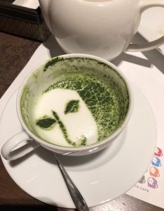 紅茶 with お抹茶ロール ケーキセット in よーじやカフェ