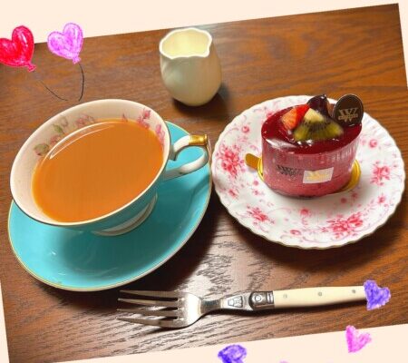 ヴィタメールのミロワールカシスと紅茶