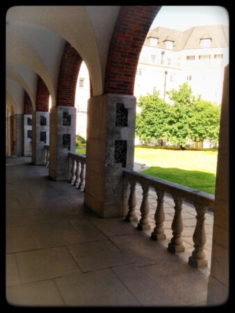 ロンドンのグッドイナフレジデンス 学生寮-Goodenoughの中庭