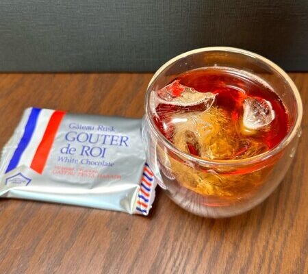 グーテ・デ・ロワ ホワイトチョコレートとエディアールフォーレドフルーツ