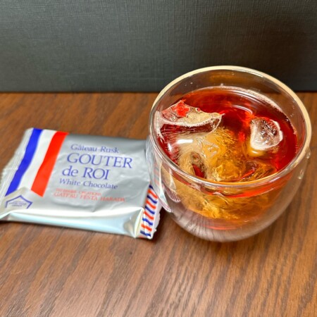 グーテ・デ・ロワ ホワイトチョコレートとエディアールフォーレドフルーツ