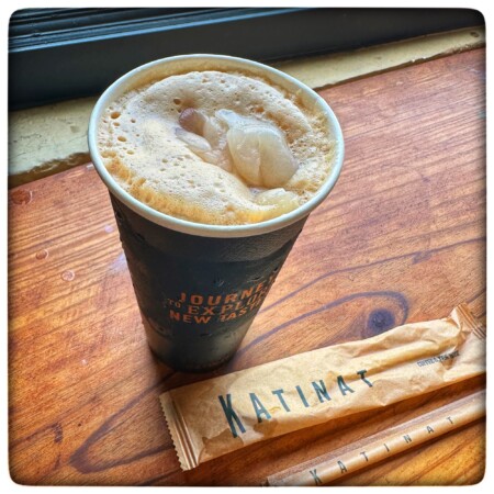 カティナットのTrà Sữa Chôm Chôm チョムチョムミルクティー