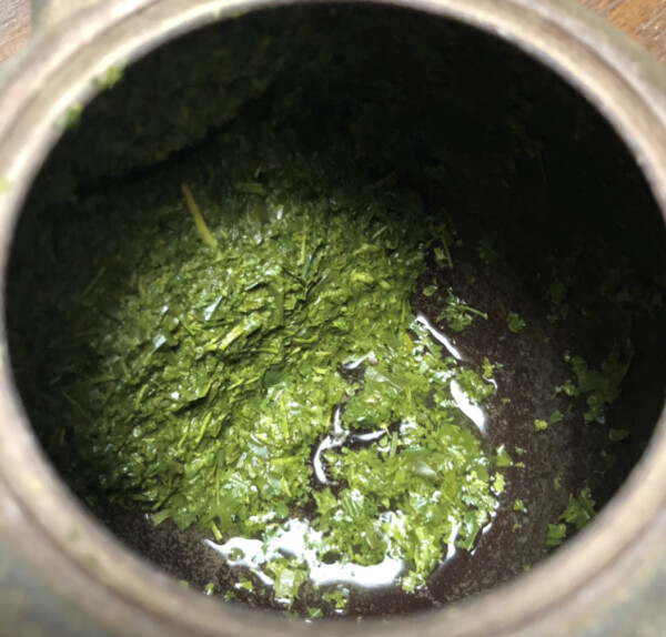 伊勢茶　川原製茶 天皇杯受賞産地 深むし茶  1番茶を淹れた後