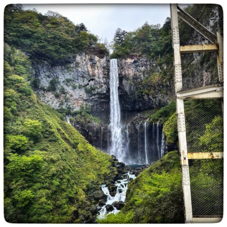 華厳滝　有料の展望台　滝の撮影