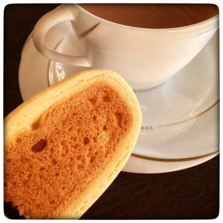 鎌倉レザンジュのパイサブレの裏側