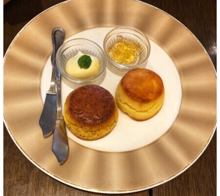 ニナスティーカフェのスコーン