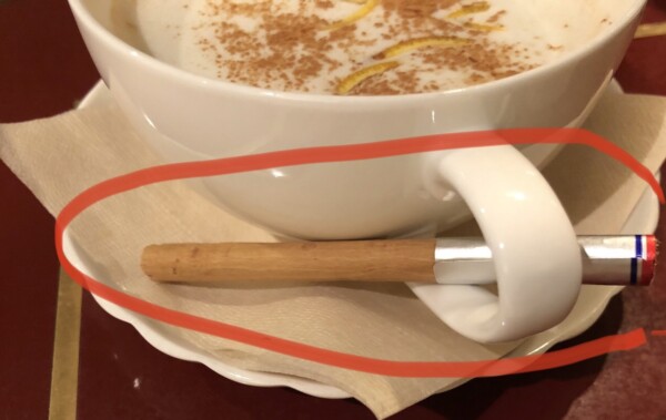 サモアールのミルクティ　シナモンスティック